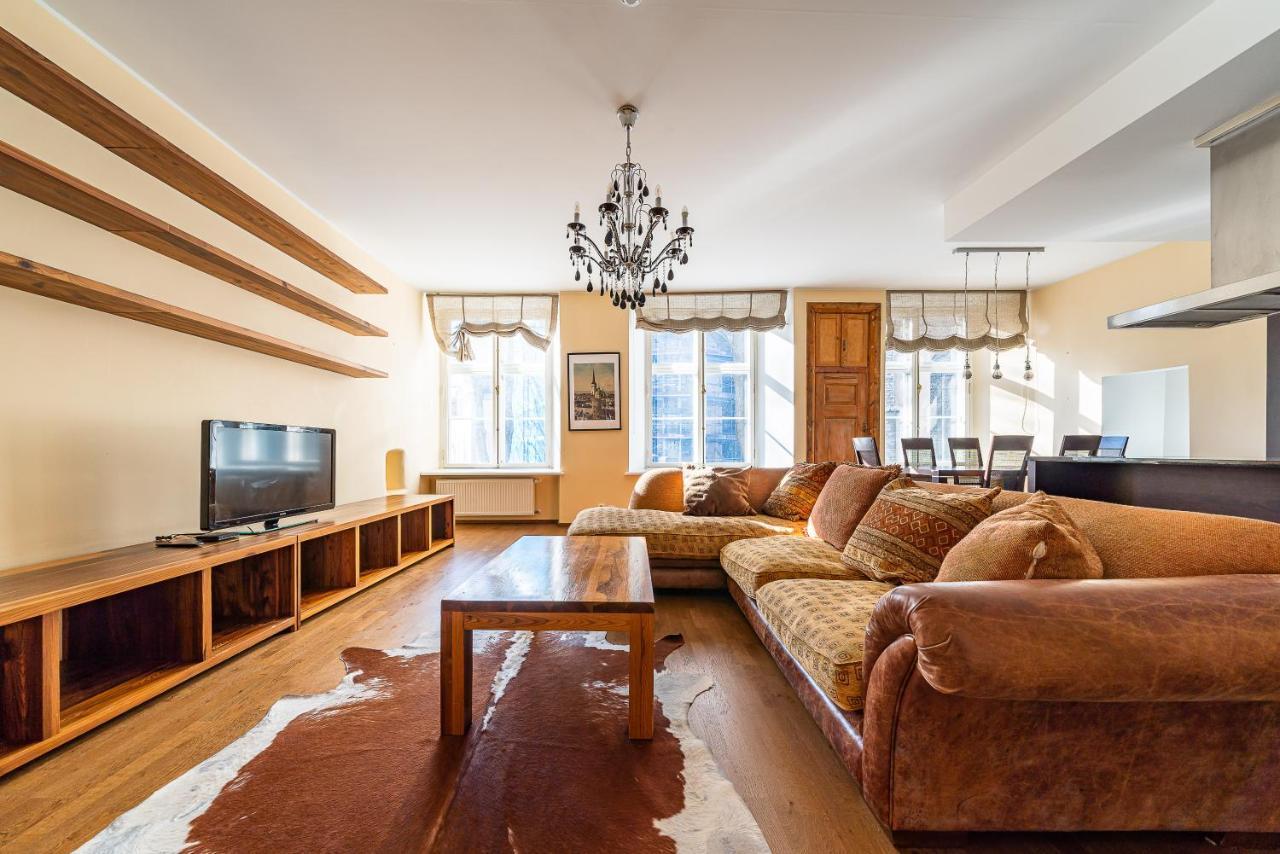 Old Town - Oleviste Apartment 塔林 外观 照片