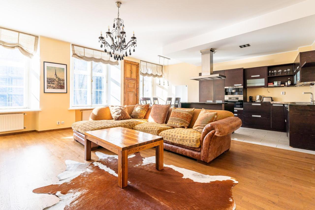 Old Town - Oleviste Apartment 塔林 外观 照片